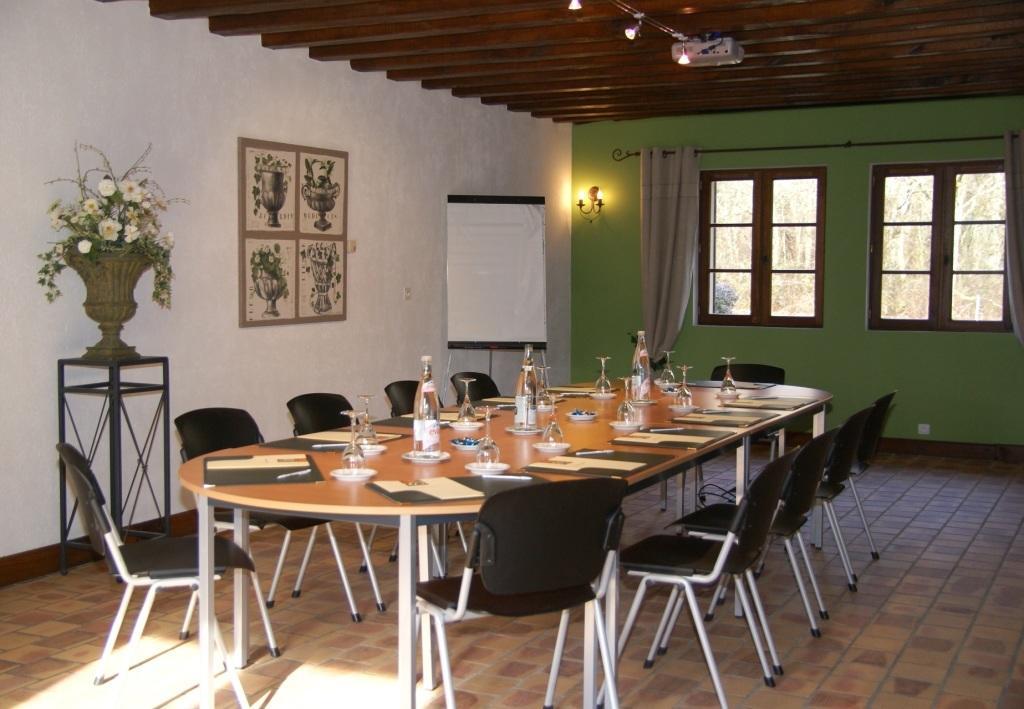 L'Oree Des Chenes, The Originals Relais La Ferté-Saint-Aubin Екстериор снимка