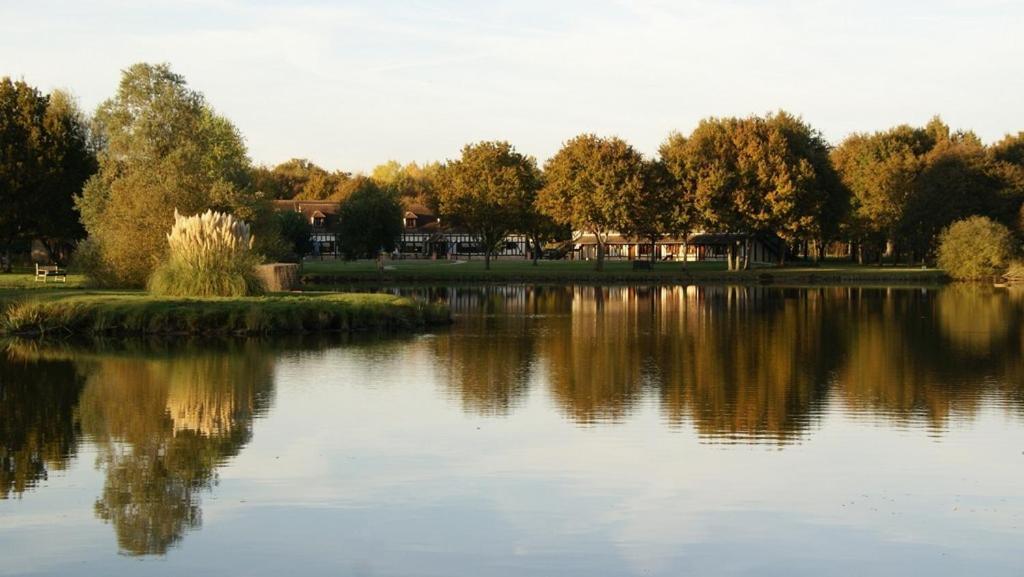 L'Oree Des Chenes, The Originals Relais La Ferté-Saint-Aubin Екстериор снимка